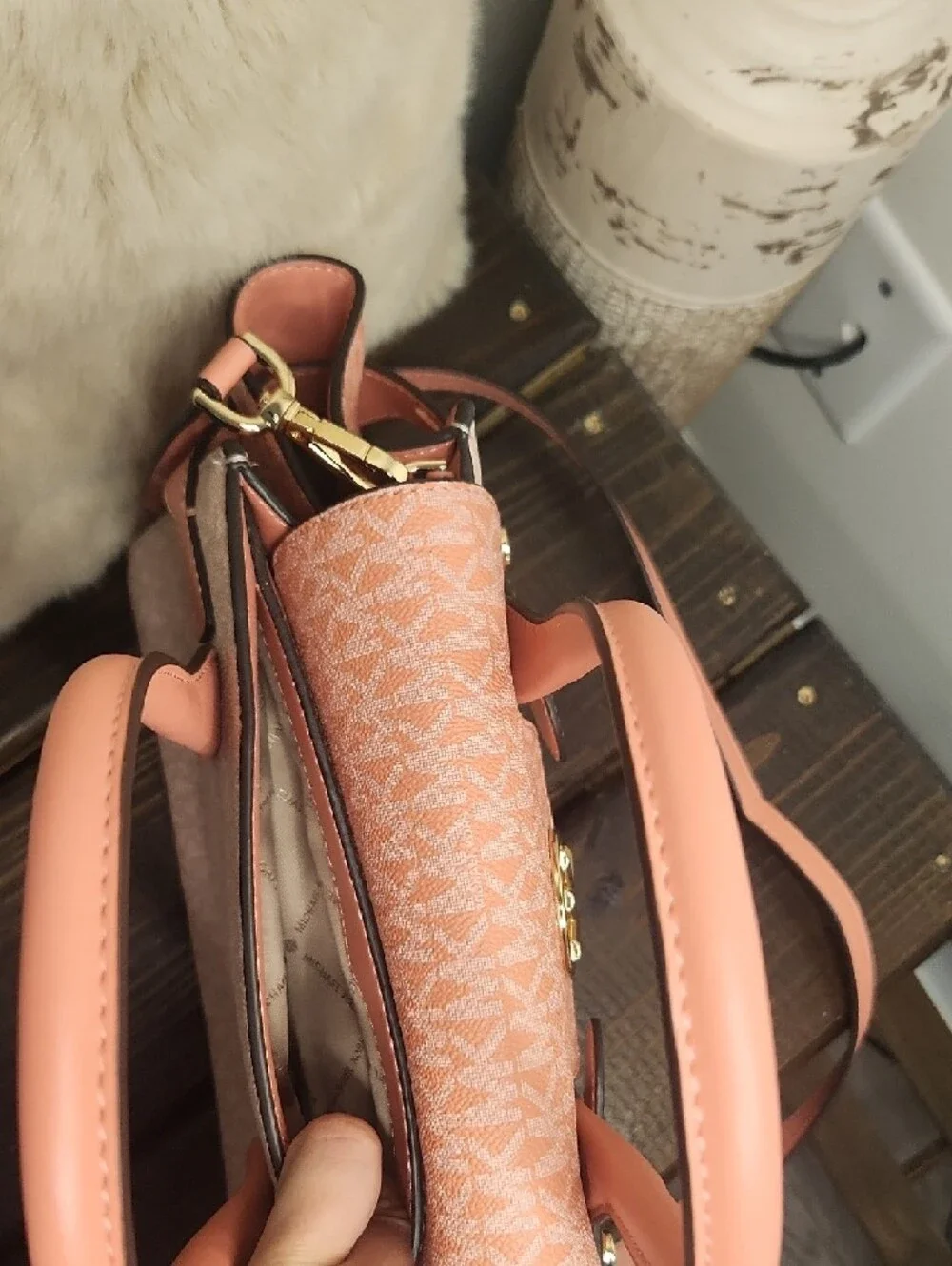 Michael Kors Carmrn Flap Satchel - Picture 9 of 16